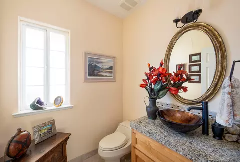Bath - 7253 Santos Rd, Lompoc, CA 93436 photo 3 of 3