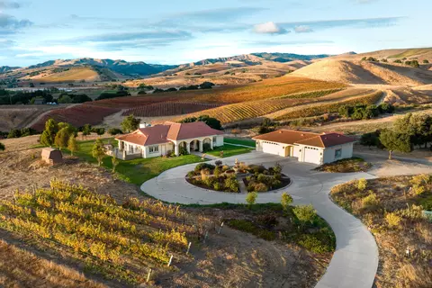 View/Area - 7253 Santos Rd, Lompoc, CA 93436 photo 5 of 11