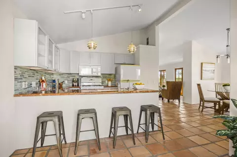 1225 E Cota St #B, Santa Barbara, CA 93103