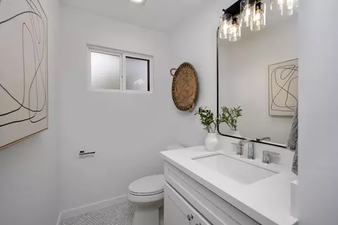 4898 Malibu Dr, Carpinteria, CA 93013 photo 11
