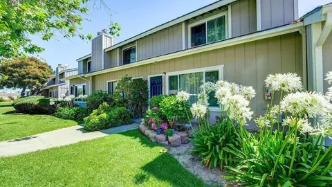 222 N R St, Lompoc, CA 93436 photo 2