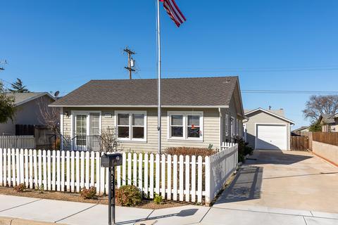 561 4th Pl, Solvang, CA 93463 photo 2