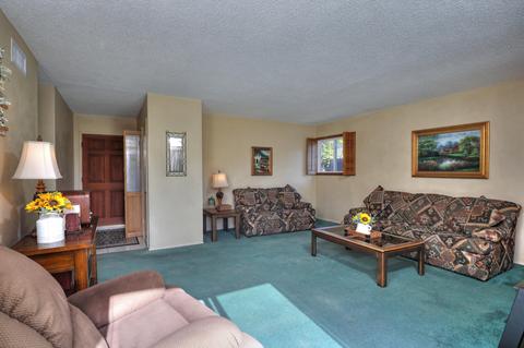 1386 Tomol St, Carpinteria, CA 93013 photo 3
