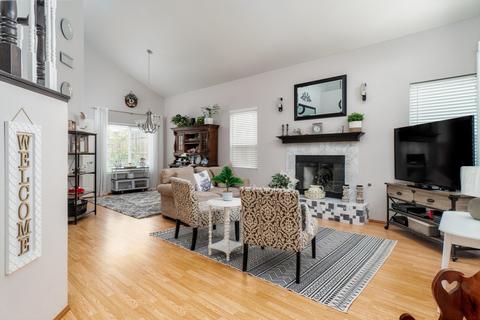 1337 Jason Dr, Lompoc, CA 93436 photo 3