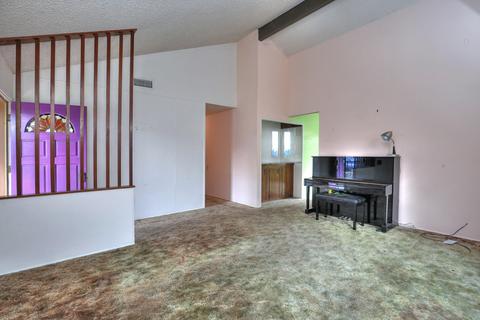 4686 Aragon Dr, Carpinteria, CA 93013 photo 3
