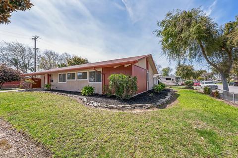 905 N A St, Lompoc, CA 93436 photo 1