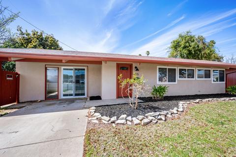 905 N A St, Lompoc, CA 93436 photo 2