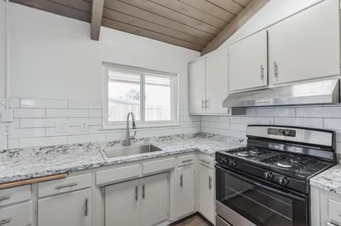905 N A St, Lompoc, CA 93436 photo 10