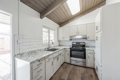 905 N A St, Lompoc, CA 93436 photo 8