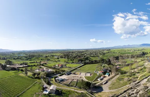 120 Meadowlark Rd, Santa Ynez, CA 93460