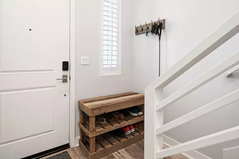 Entry Way - 5671 Ekwill St #103, Goleta, CA 93117 photo 2 of 2