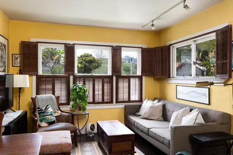 Living - 507 Brinkerhoff Ave, Santa Barbara, CA 93101 photo 1 of 3