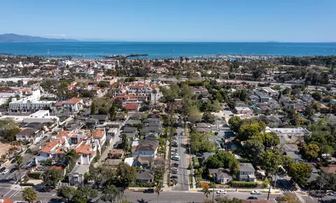 View/Area - 507 Brinkerhoff Ave, Santa Barbara, CA 93101 photo 2 of 5