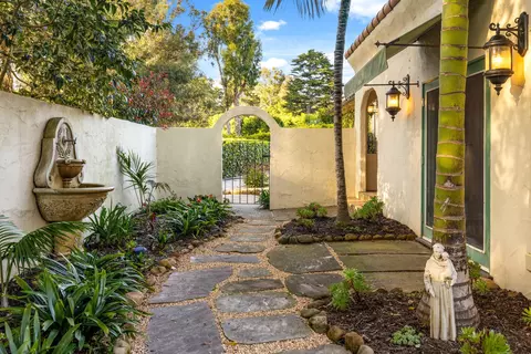 Exterior - 170 Butterfly Ln, Montecito, CA 93108 photo 2 of 8
