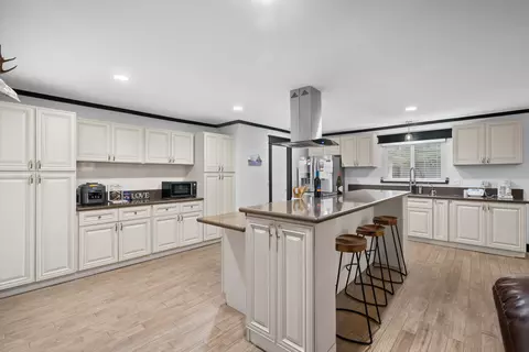 Kitchen - 4227 Constellation Rd, Lompoc, CA 93436 photo 2 of 3