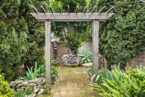 Exterior - 1500 N F St, Lompoc, CA 93436 photo 6 of 8