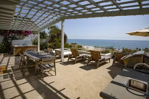 Exterior - 3281 Padaro Ln, Carpinteria, CA 93013 photo 5 of 12
