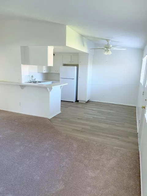 Kitchen - 1001-1021 E Cypress Ave, Lompoc, CA 93436 photo 5 of 6