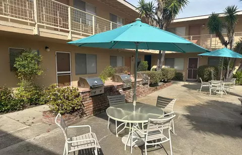 Exterior - 1001-1021 E Cypress Ave, Lompoc, CA 93436 photo 12 of 12