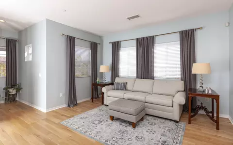 Living - 3103 Moss Landing Blvd, Oxnard, CA 93036 photo 2 of 3