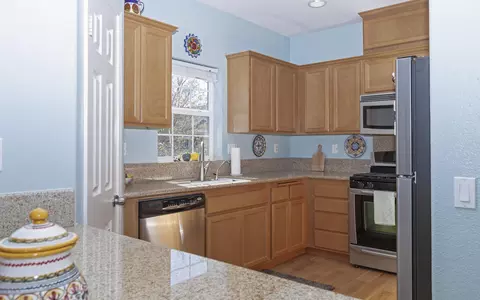 Kitchen - 3103 Moss Landing Blvd, Oxnard, CA 93036 photo 1 of 4