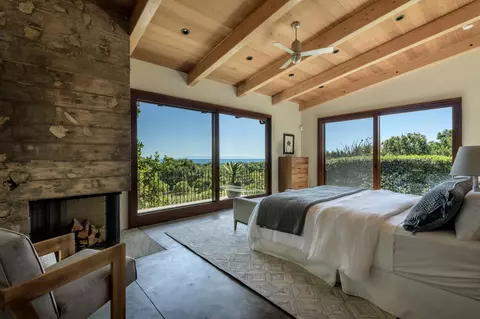 Bedroom - 4038 Foothill Rd, Carpinteria, CA 93013 photo 5 of 5