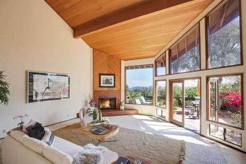 917 Cheltenham Rd, Santa Barbara, CA 93105