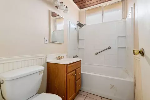 Bath - 5605 Armitos Ave, Goleta, CA 93117 photo 3 of 4