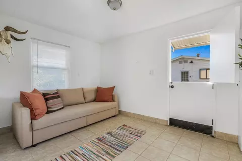 Living - 417 Mcandrew Rd, Ojai, CA 93023 photo 9 of 10