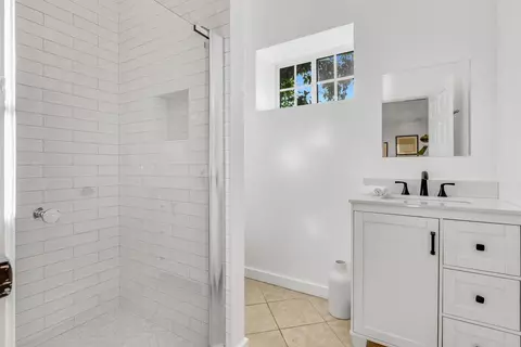 Bath - 417 Mcandrew Rd, Ojai, CA 93023 photo 6 of 6
