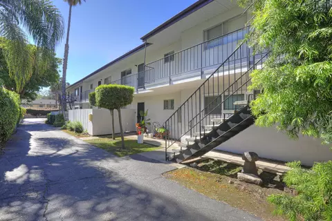 419 W Islay St, Santa Barbara, CA 93101
