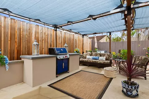 Exterior - 280 Savona Ave, Goleta, CA 93117 photo 4 of 12