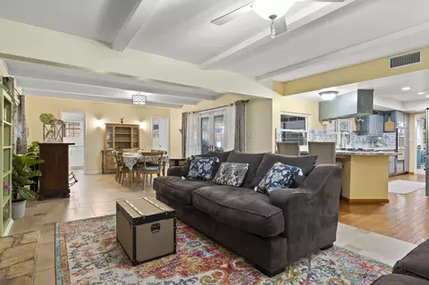 Living - 2140 Norma Ct, Oxnard, CA 93036 photo 2 of 2