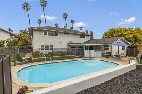 Exterior - 2140 Norma Ct, Oxnard, CA 93036 photo 5 of 8
