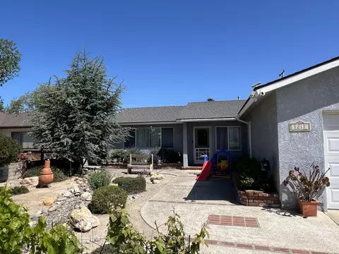 Exterior - 1217 E Oak Ave, Lompoc, CA 93436 photo 3 of 6