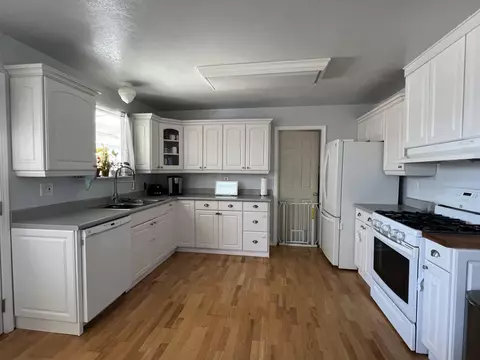 Kitchen - 1217 E Oak Ave, Lompoc, CA 93436 photo 1 of 6