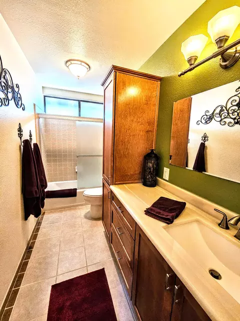 Bath - 4603 Titan Ave, Lompoc, CA 93436 photo 4 of 4