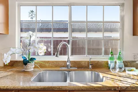 Kitchen - 4671 9th St, Carpinteria, CA 93013 photo 3 of 6
