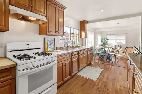 Kitchen - 4671 9th St, Carpinteria, CA 93013 photo 2 of 6