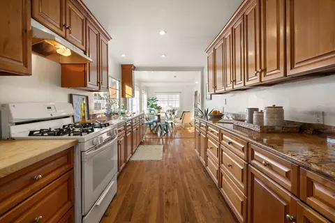 Kitchen - 4671 9th St, Carpinteria, CA 93013 photo 6 of 6