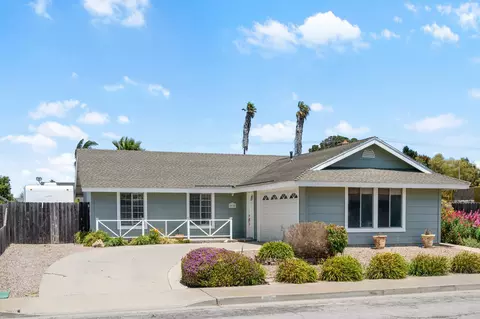 915 W Lemon Ave, Lompoc, CA 93436 photo 1