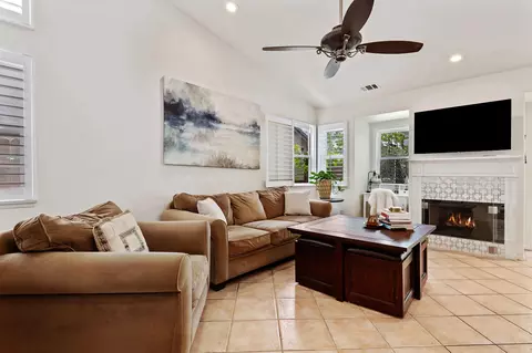 7793 Paxton Ct, Goleta, CA 93117 photo 8