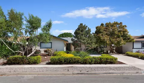 1907 Rowland Ave, Camarillo, CA 93010 photo 2
