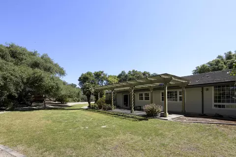 Exterior - 1240 Mesa Oaks Ln, Lompoc, CA 93436 photo 2 of 5