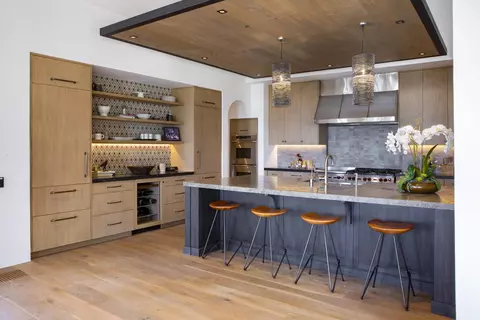 Kitchen - 910 Buena Vista Dr, Montecito, CA 93108 photo 1 of 3