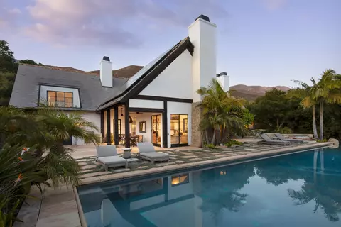 Exterior - 910 Buena Vista Dr, Montecito, CA 93108 photo 5 of 10