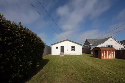 Exterior - 123 S J St, Lompoc, CA 93436 photo 5 of 6