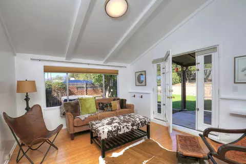 Living - 974 El Centro St, Ojai, CA 93023 photo 2 of 2