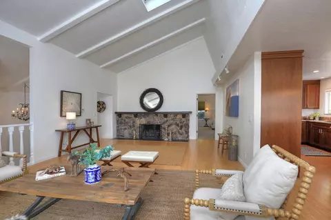 974 El Centro St, Ojai, CA 93023
