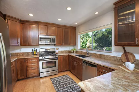 Kitchen - 974 El Centro St, Ojai, CA 93023 photo 1 of 1